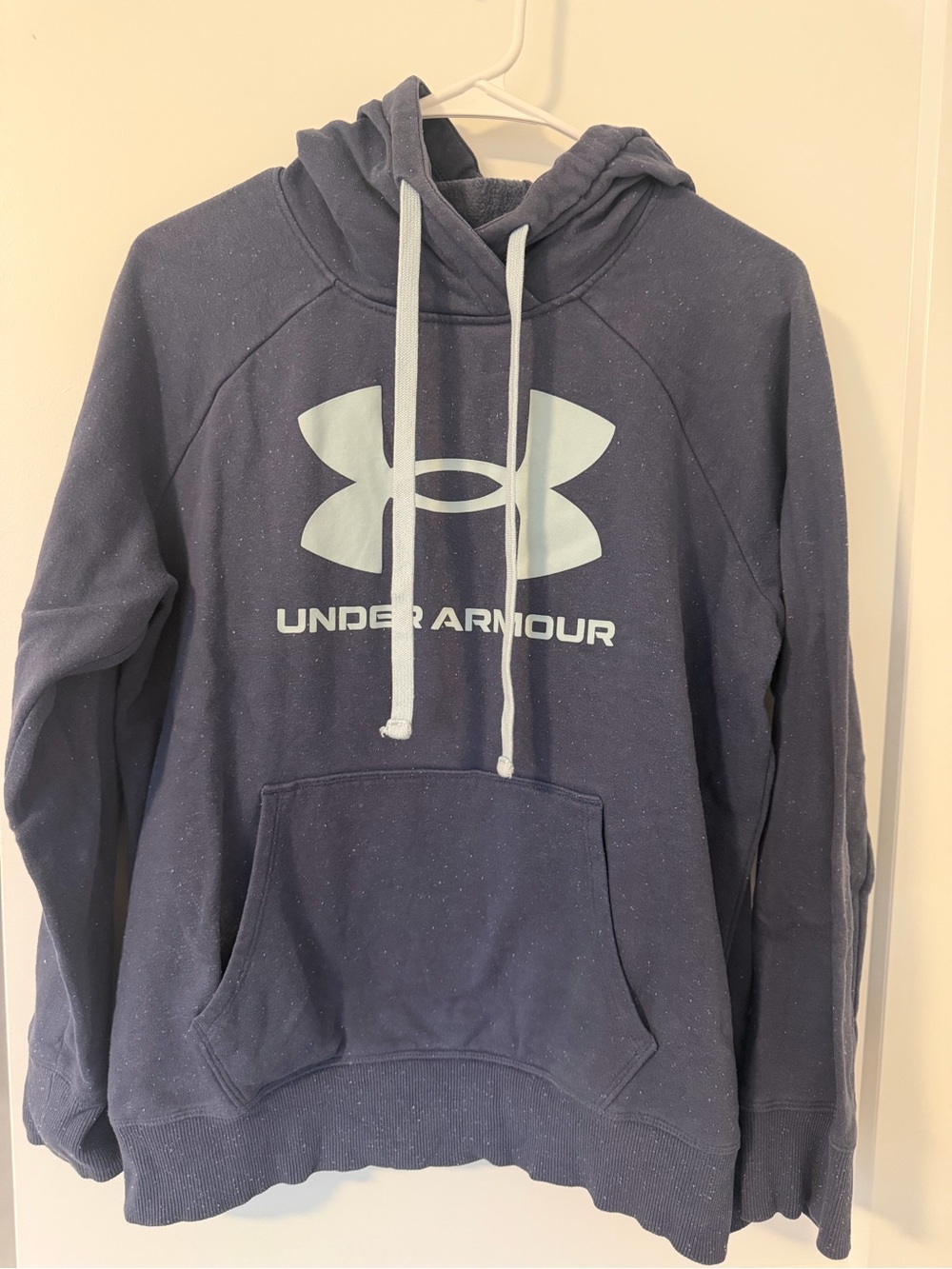 Women’s Under Armour Hooded Sweatshirt size S